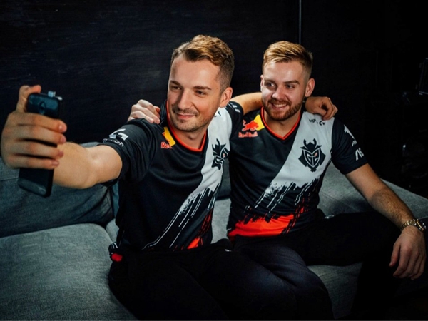 Mouz 和 The MongolZ 距离晋级 PGL Cluj-Napoca 2025 季后赛仅一步之遥